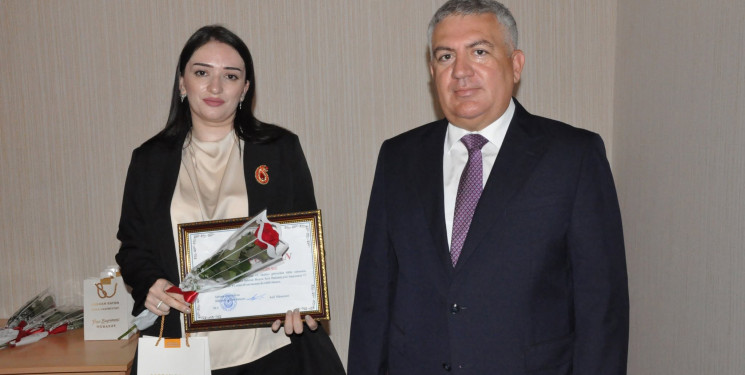 17 İyun - Tibb İşçilərinin Peşə Bayramı Günü münasibətilə tədbir keçirilmişdir.